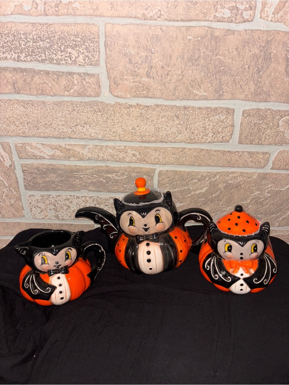Johanna Parker Halloween Black & Orange bat Ceramic Tea Set